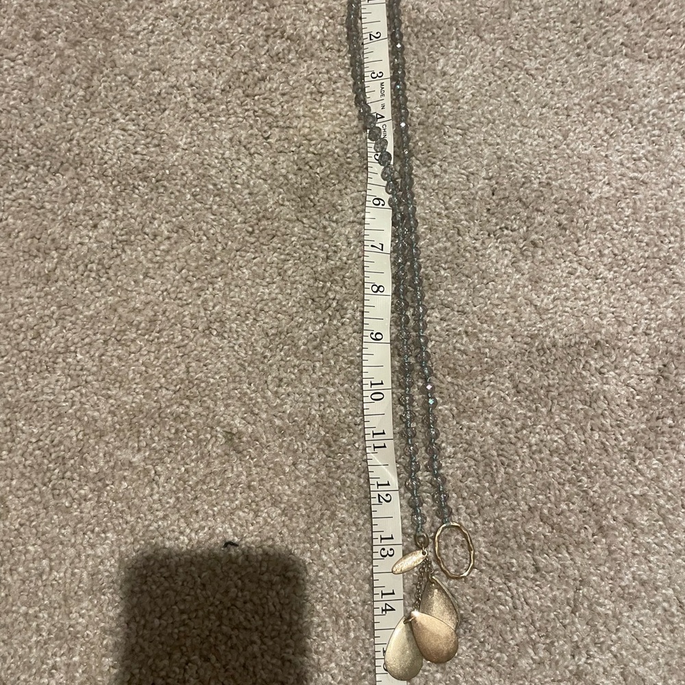 Plunder Gold and Green Beaded Teardrop Necklace